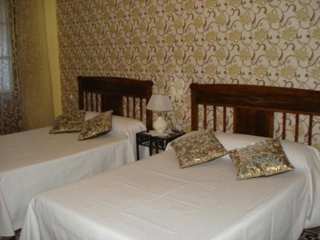 El Balcon Del Ara Guest House Liguerre de Ara Room photo